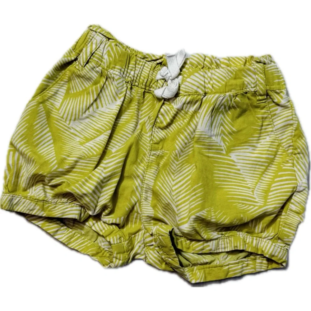 GAP Kids Green Leaf‎ Print Shorts